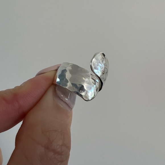 Silver Ring - Picture 8 of 8